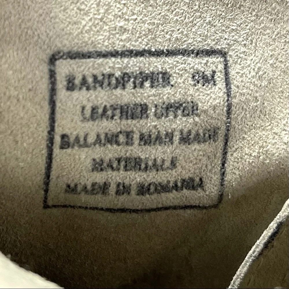 OTBT Sandpiper Women’s Wedge Booties Ankle Boots Beige Suede Size 9M - Picture 8 of 10